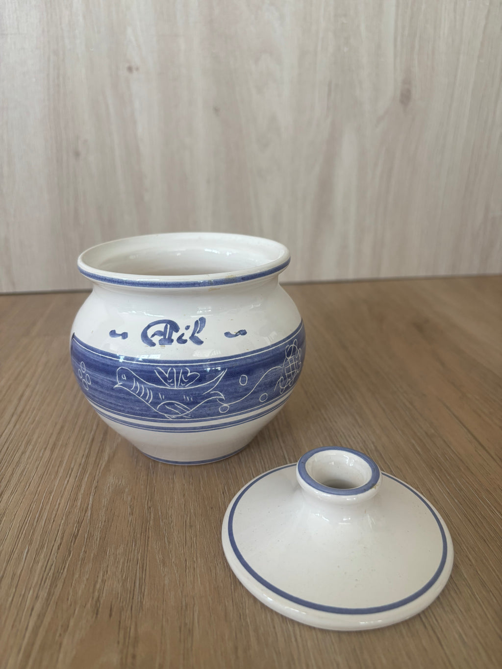 Montgolfier Garlic Keeper with Lid